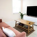 Central Getaway In Little Havana Near Airport, Wynwood, Calle 8 Brickell, Coral Gables And More , Fenced Parking